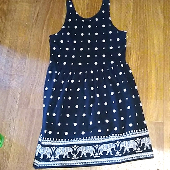 Girls print pattern dress - Picture 1 of 4